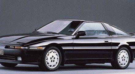 Automobilové hvězdy, které přišly s rokem 1986 a dodnes září