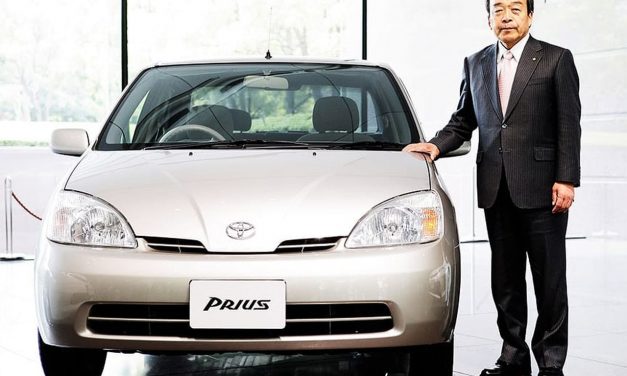 Hybridy mají úspěch, k čistě elektrickému pohonu jsem skeptický, říká tvůrce Toyoty Prius