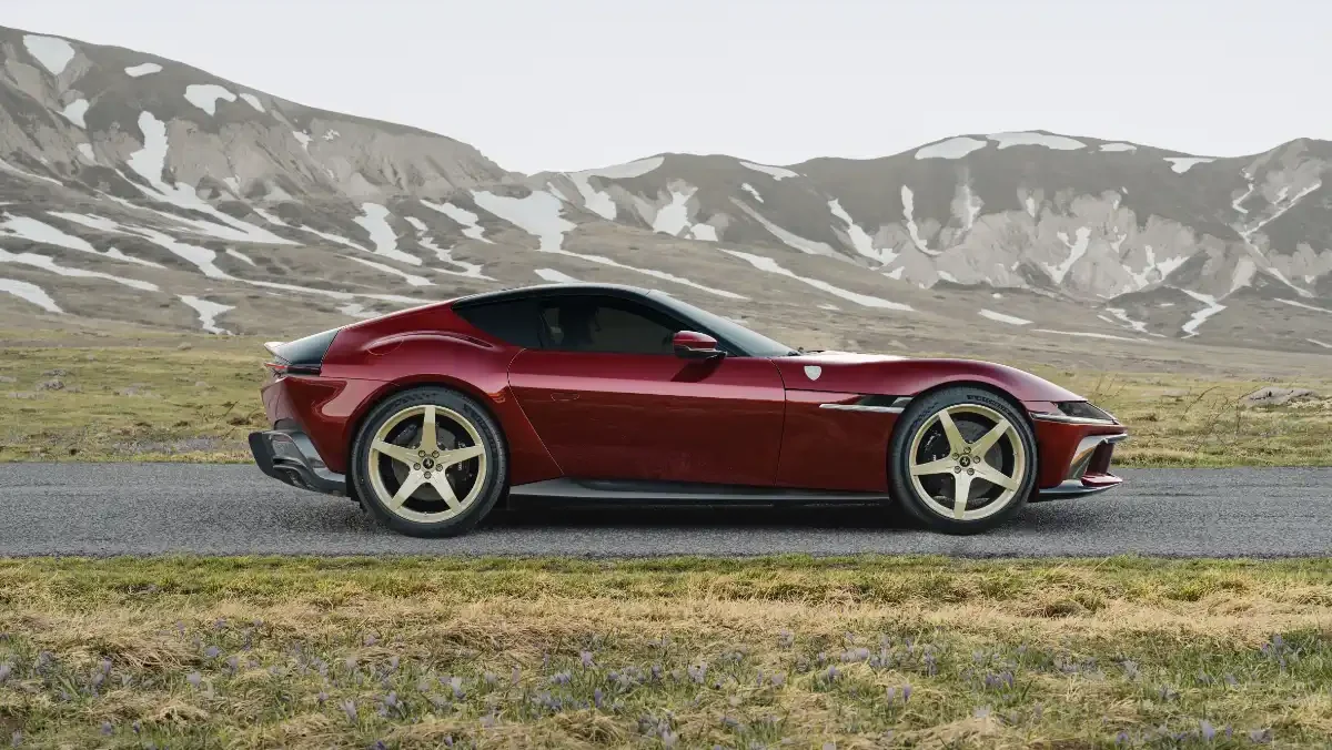 Ferrari 12Cilindri Manuale